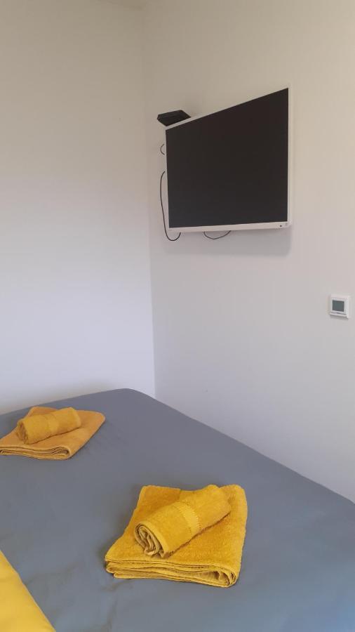 Apartamento Oaza Klara Karlovac Exterior foto